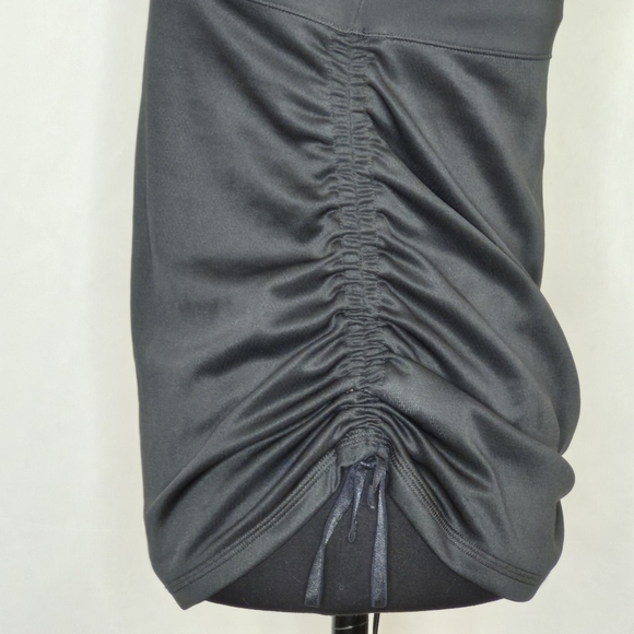 New Balance Women's Ruched Sides Keyhole Back Shelf Bra Athletic Tank Top - Sz M - Picture 5 of 10